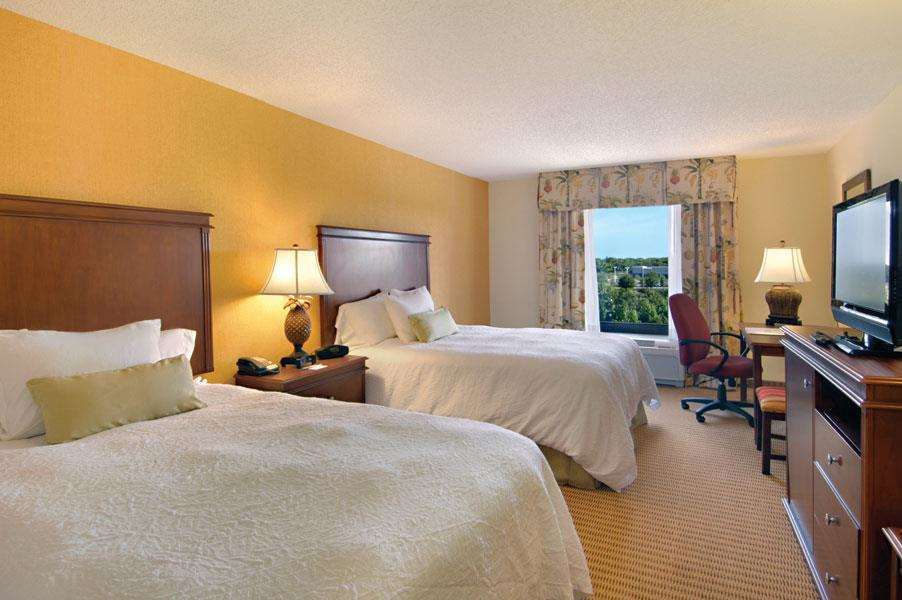 Hampton Inn & Suites Tampa-Уэсли-Чепел Номер фото